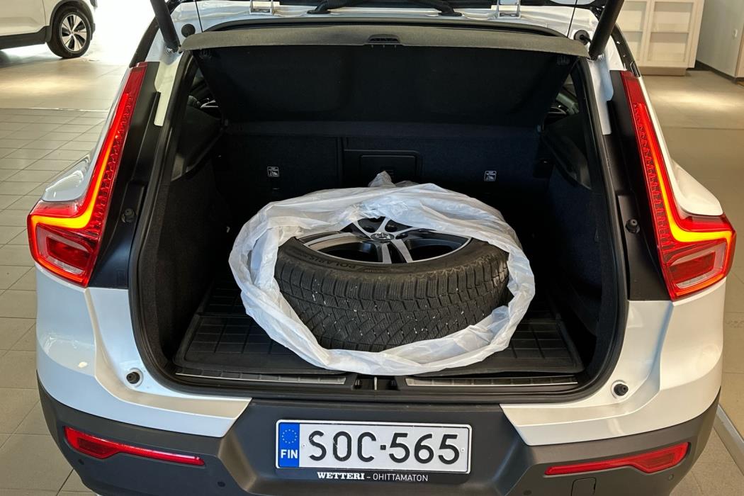 VOLVO XC40 2018