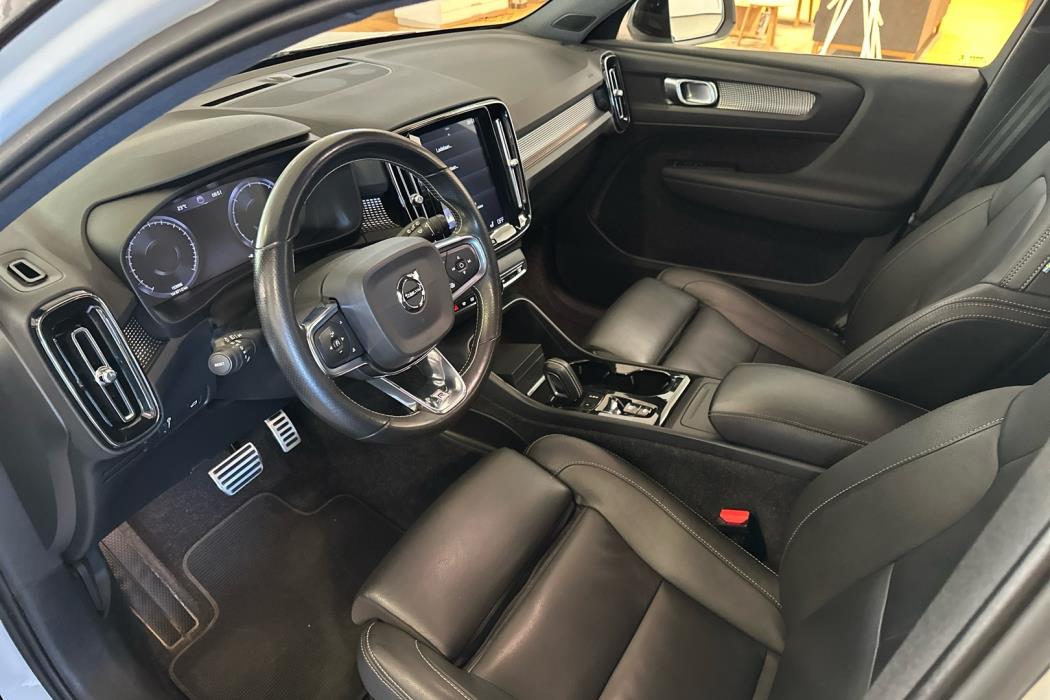 VOLVO XC40 2018
