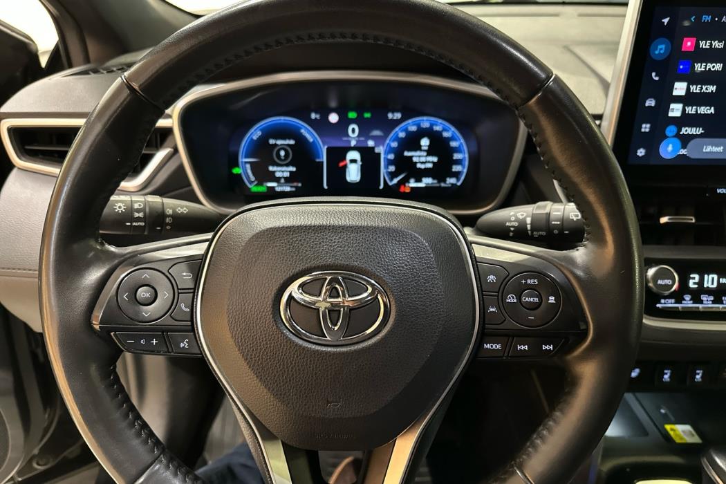 TOYOTA Corolla Cross 2023