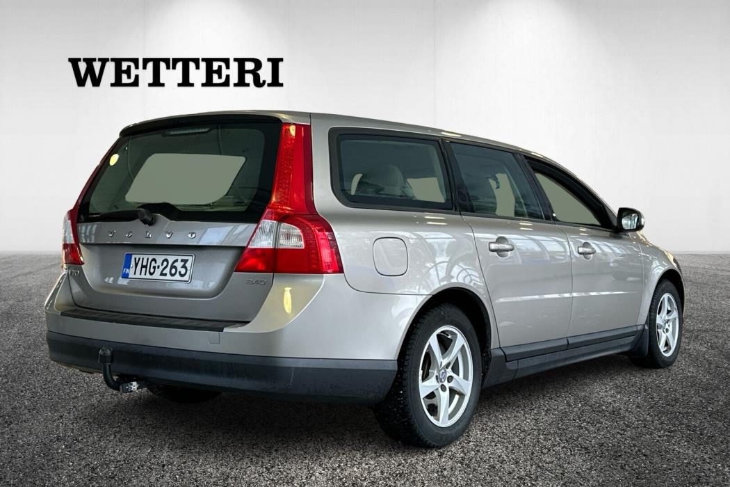 VOLVO V70 2008