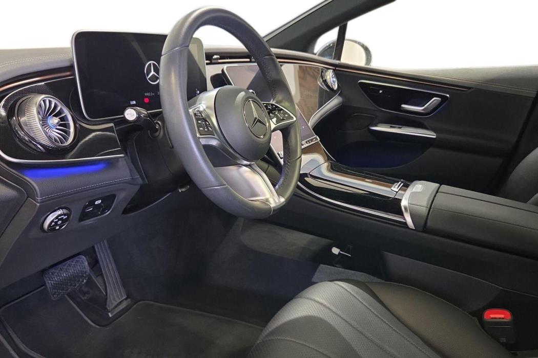MERCEDES-BENZ EQE 2023