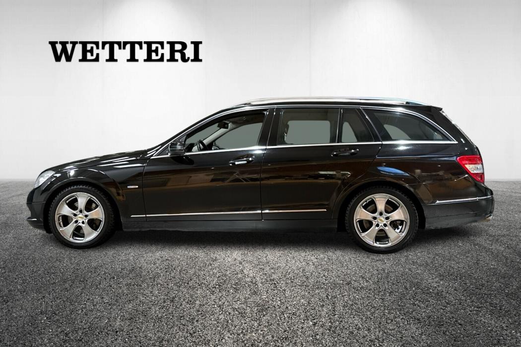 MERCEDES-BENZ C 2011