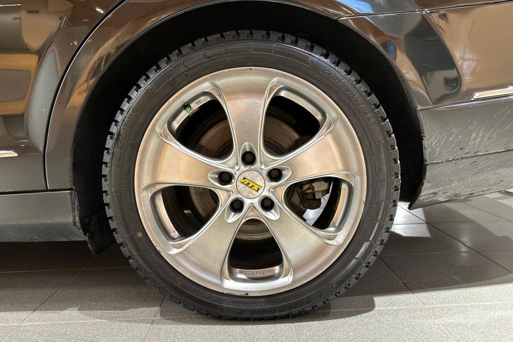 MERCEDES-BENZ C 2011