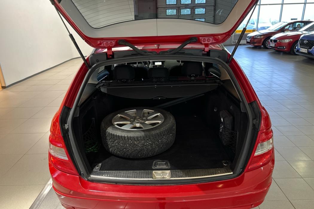 MERCEDES-BENZ C 2008