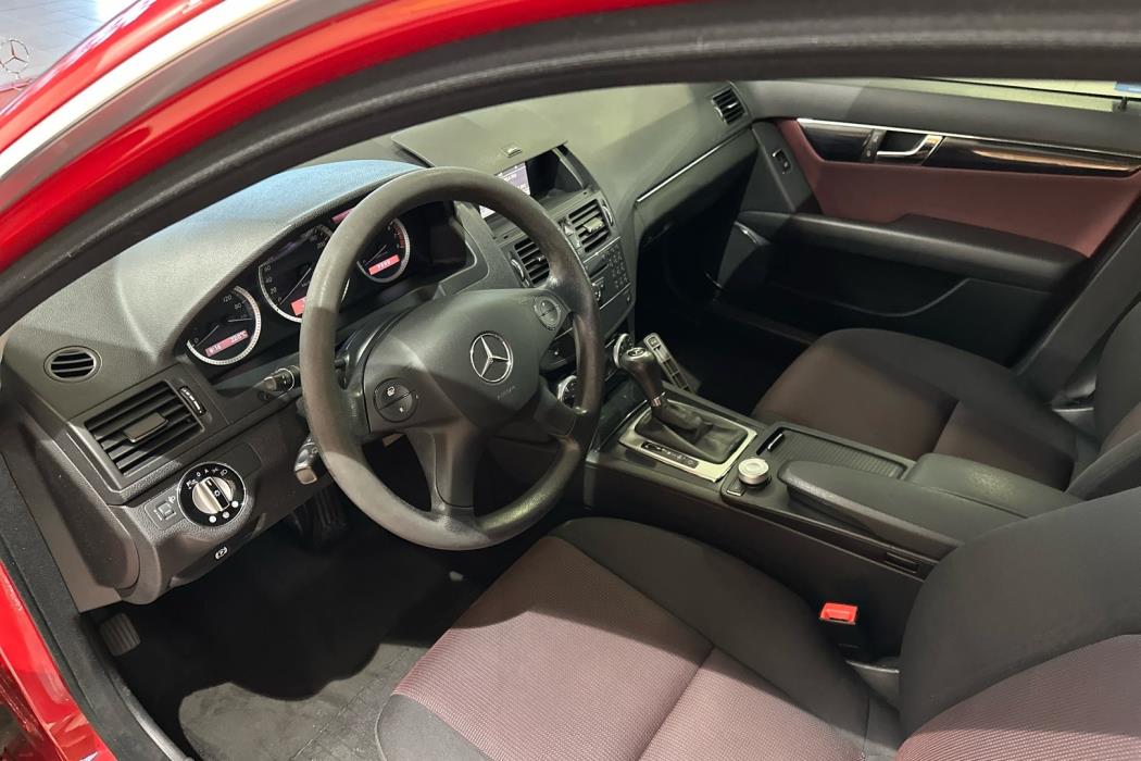 MERCEDES-BENZ C 2008