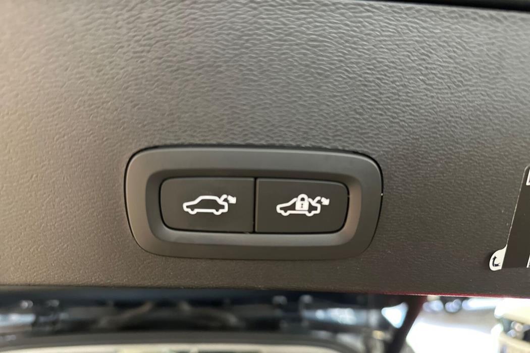 VOLVO XC40 2019
