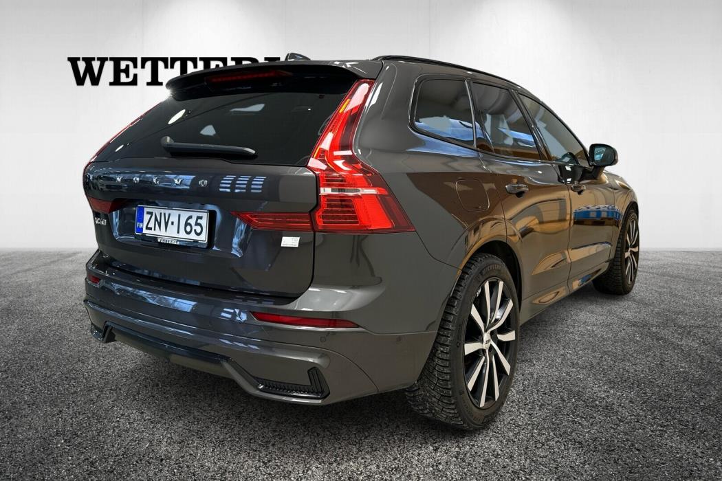 VOLVO XC60 2022