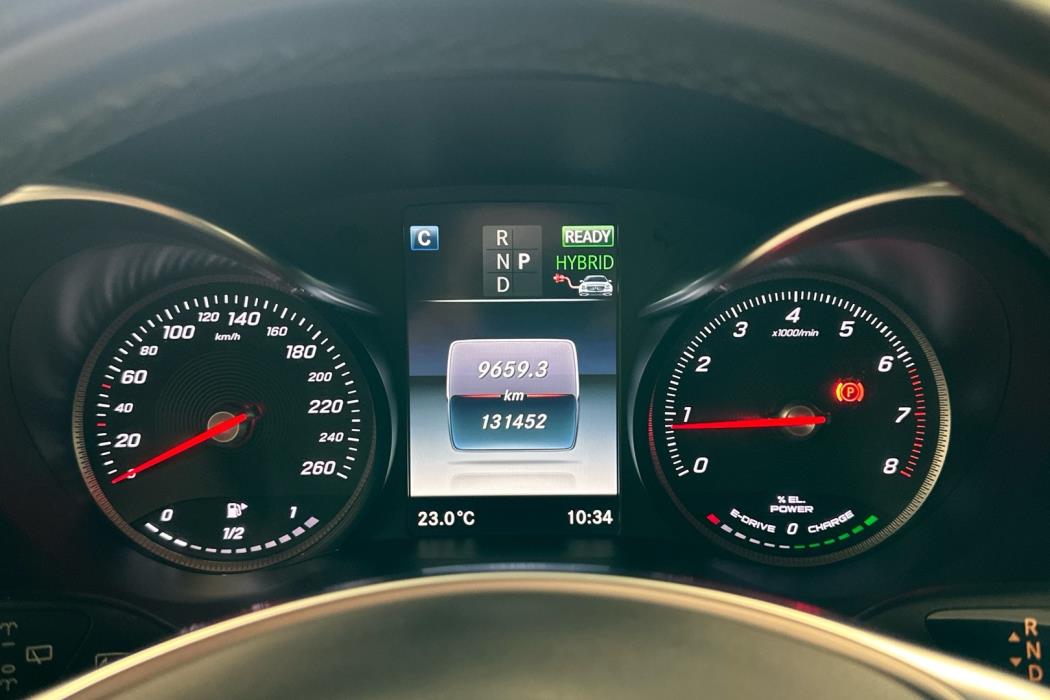 MERCEDES-BENZ GLC 2017