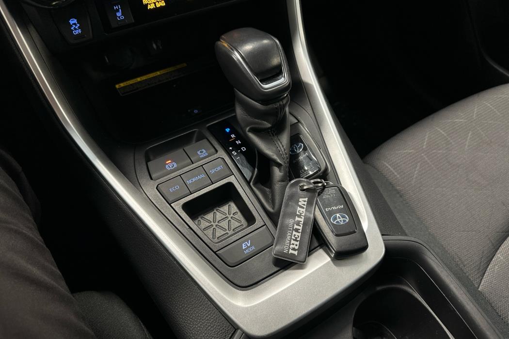 TOYOTA RAV4 2019