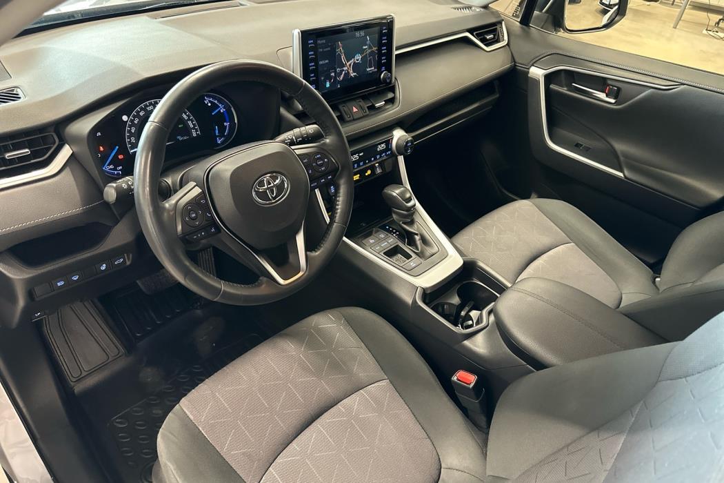 TOYOTA RAV4 2019