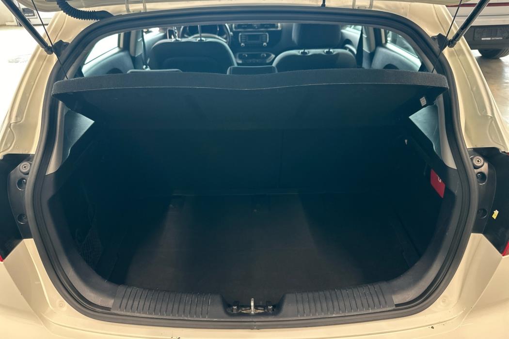 KIA Rio 2015