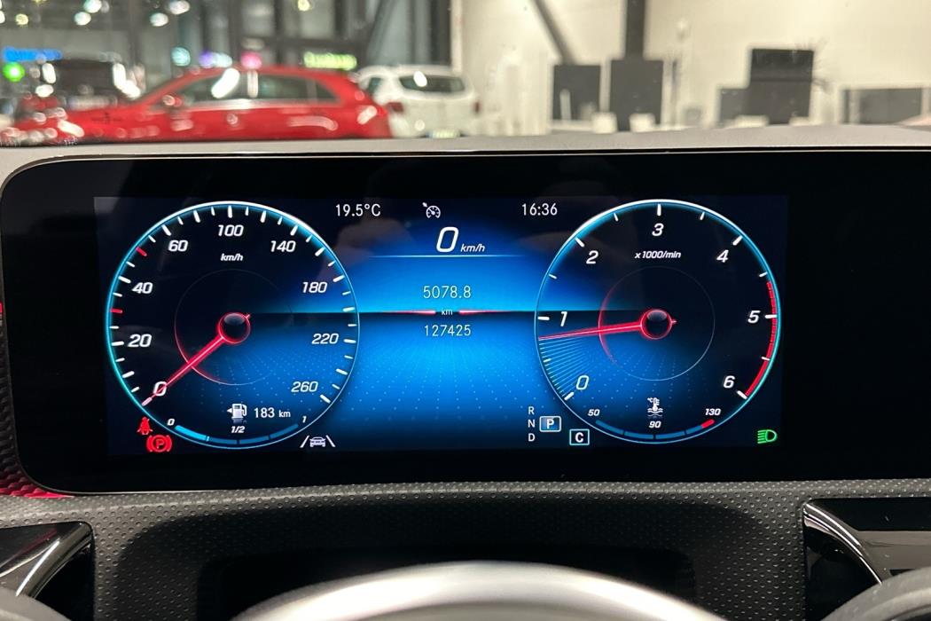 MERCEDES-BENZ CLA 2021