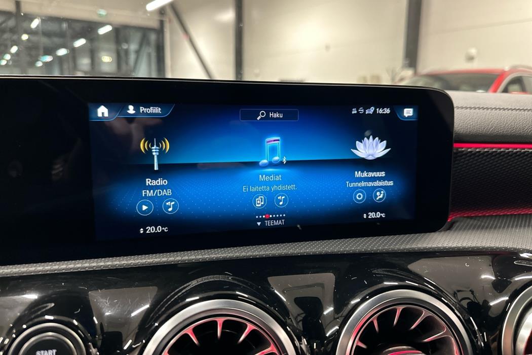 MERCEDES-BENZ CLA 2021