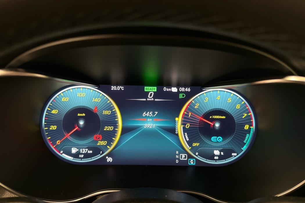 MERCEDES-BENZ GLC 2022