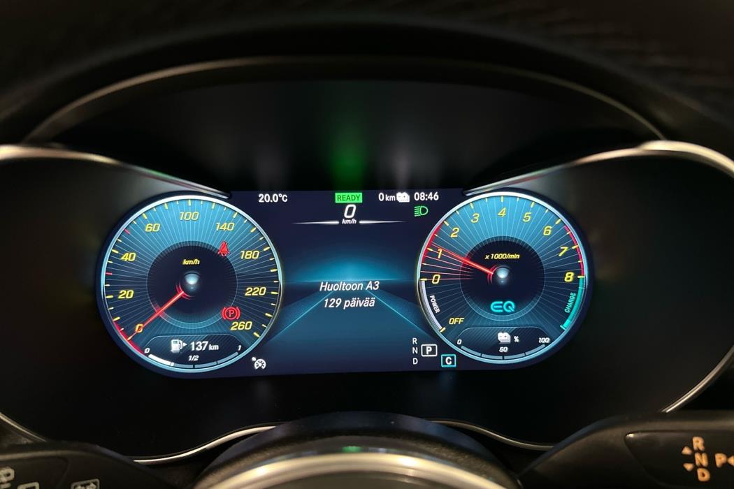 MERCEDES-BENZ GLC 2022