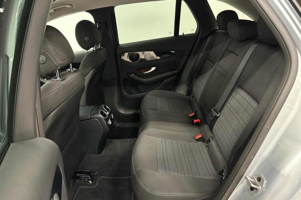 MERCEDES-BENZ GLC 2022