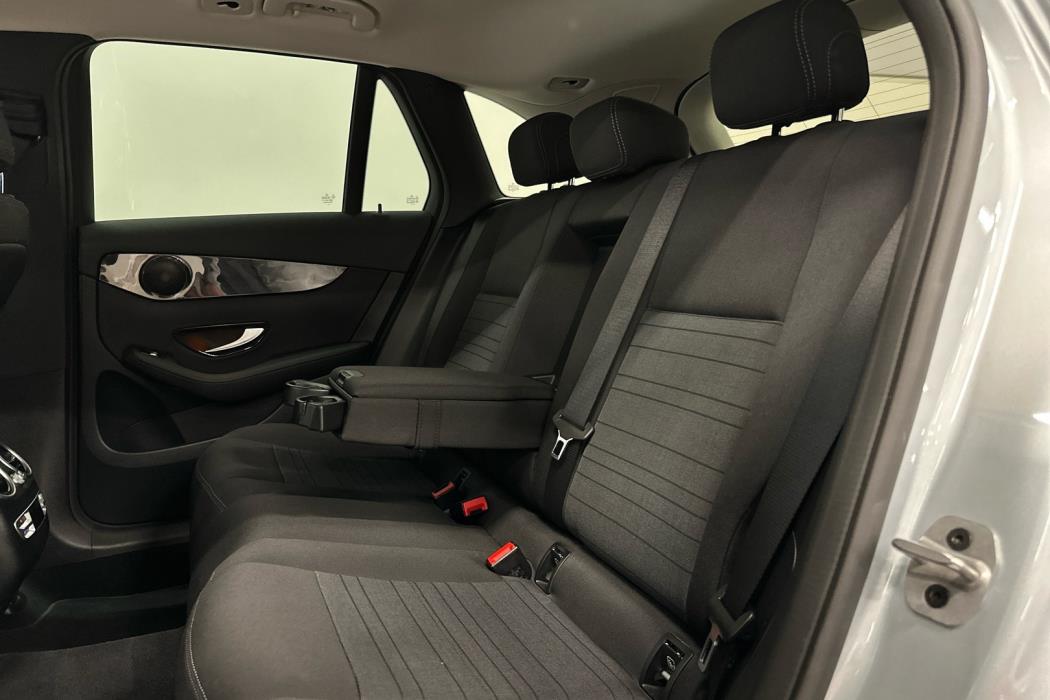 MERCEDES-BENZ GLC 2022