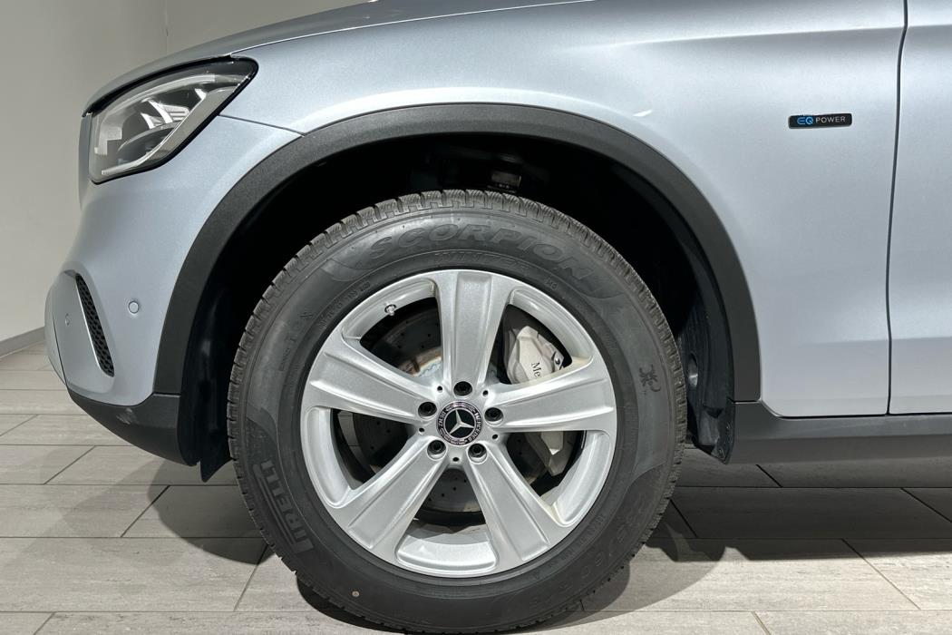 MERCEDES-BENZ GLC 2022