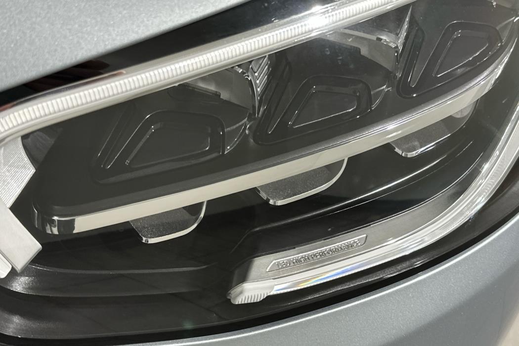 MERCEDES-BENZ GLC 2022