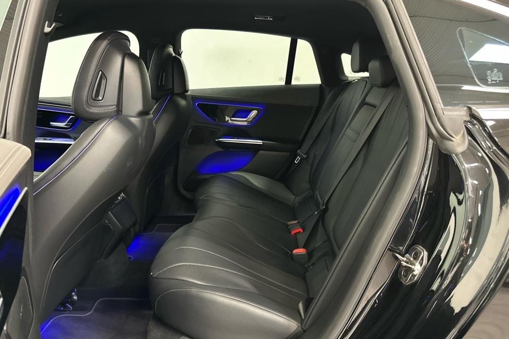 MERCEDES-BENZ EQE 2023