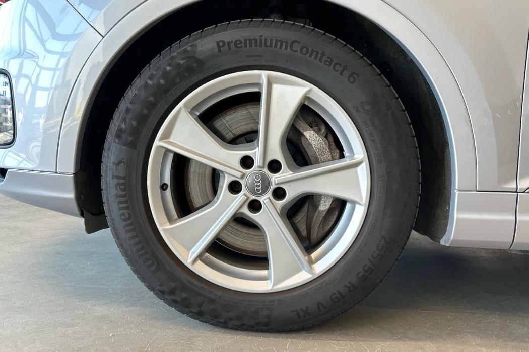 AUDI Q7 2016