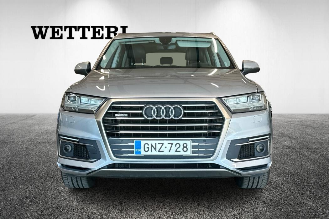 AUDI Q7 2016