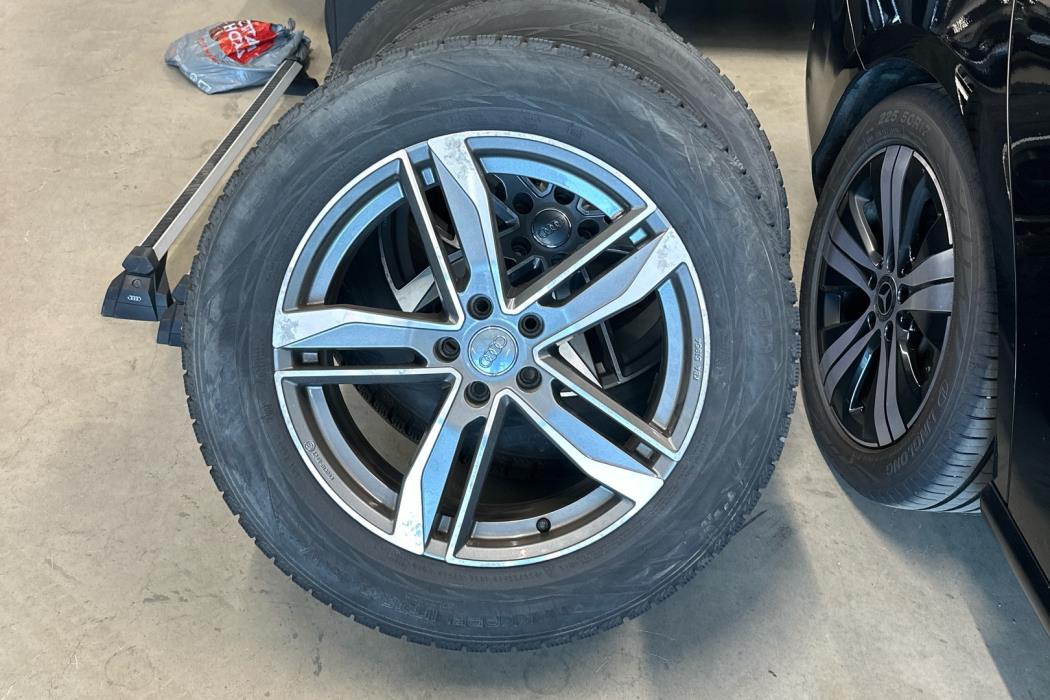 AUDI Q7 2016