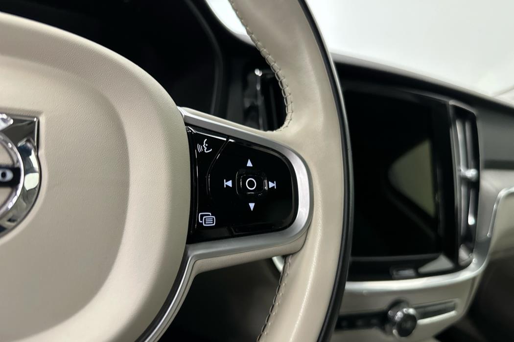 VOLVO V60 Cross Country 2021