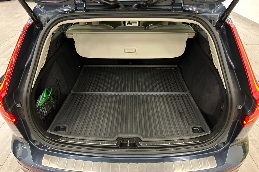 VOLVO V60 Cross Country 2021