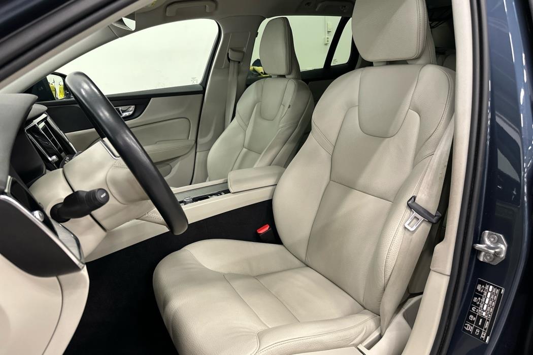VOLVO V60 Cross Country 2021