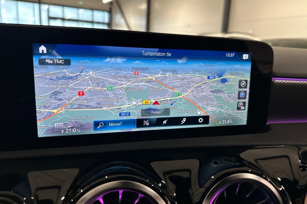 MERCEDES-BENZ A 2023