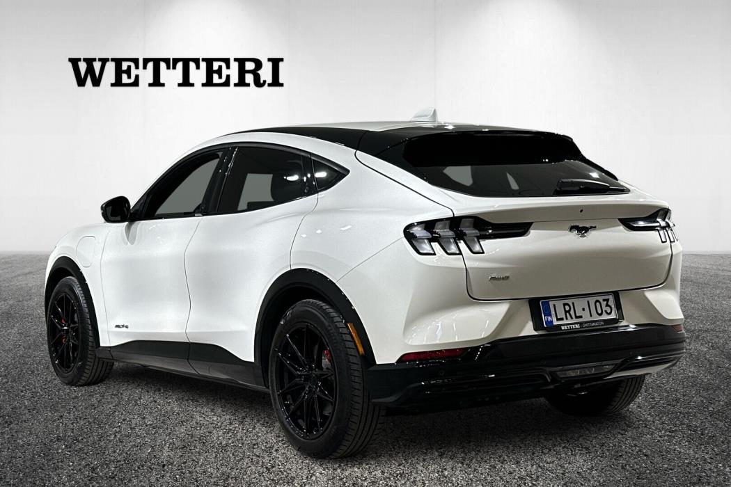 FORD Mustang Mach-E 2022