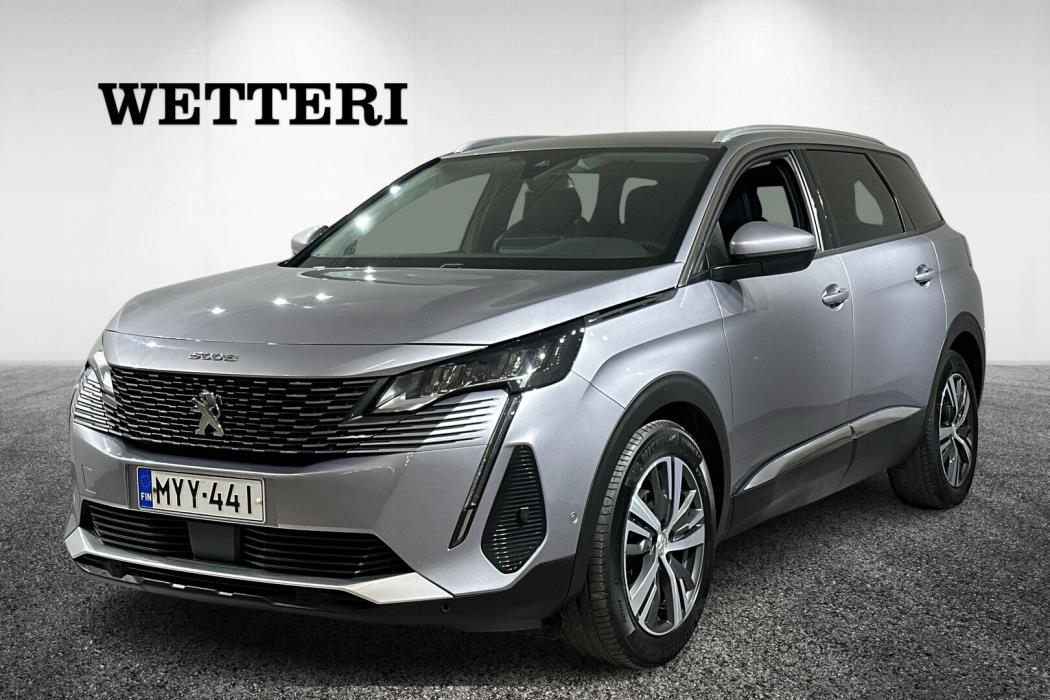 PEUGEOT 5008 2021