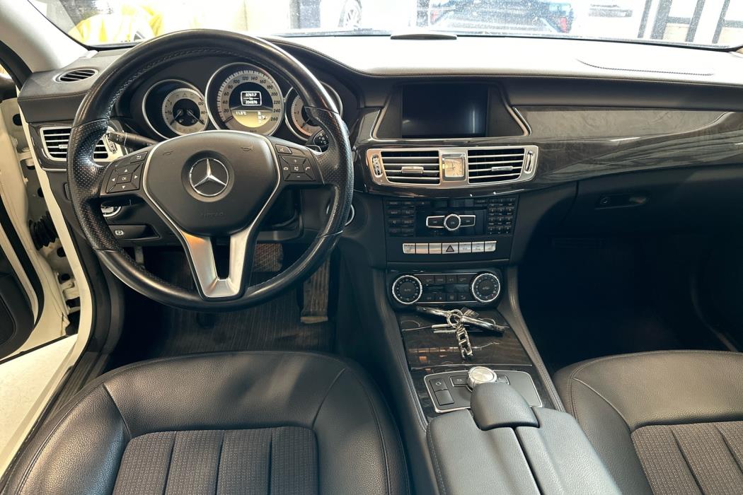 MERCEDES-BENZ CLS 2012
