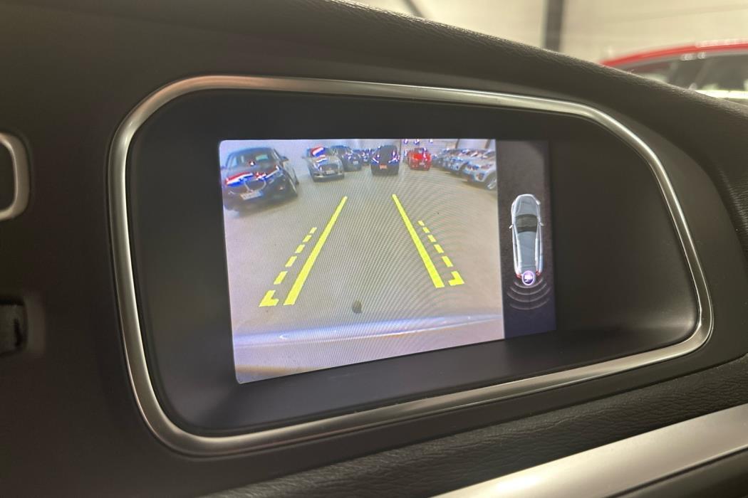 VOLVO V40 Cross Country 2018