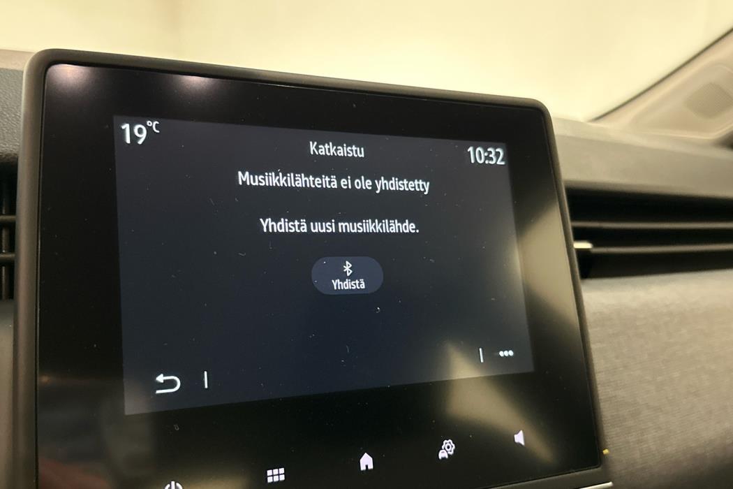 MITSUBISHI COLT 2025