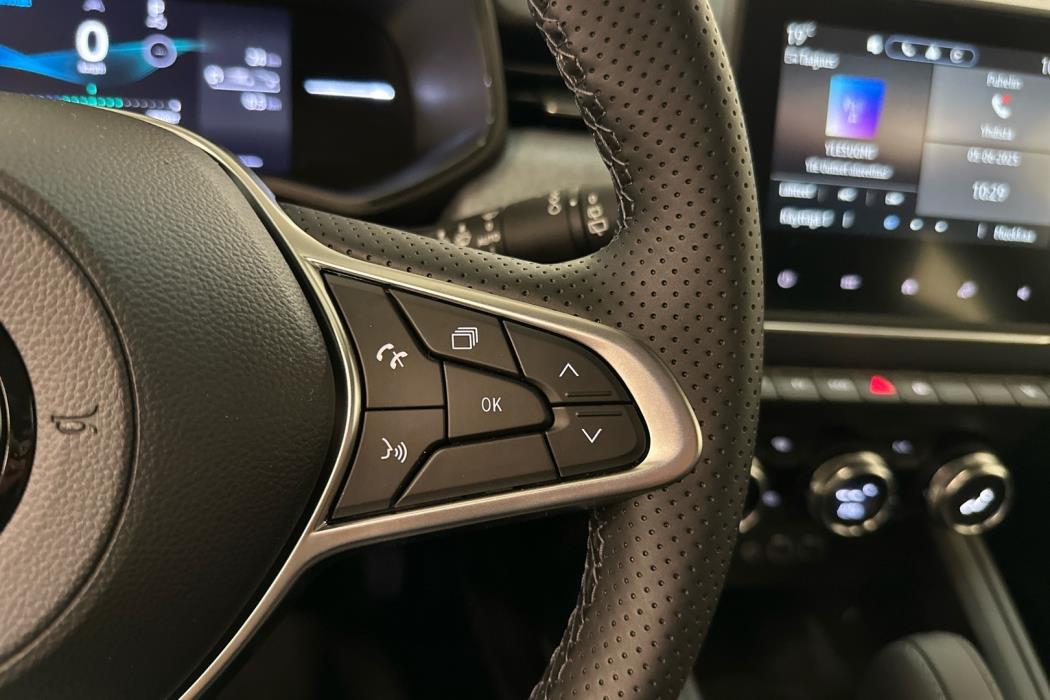 MITSUBISHI COLT 2025