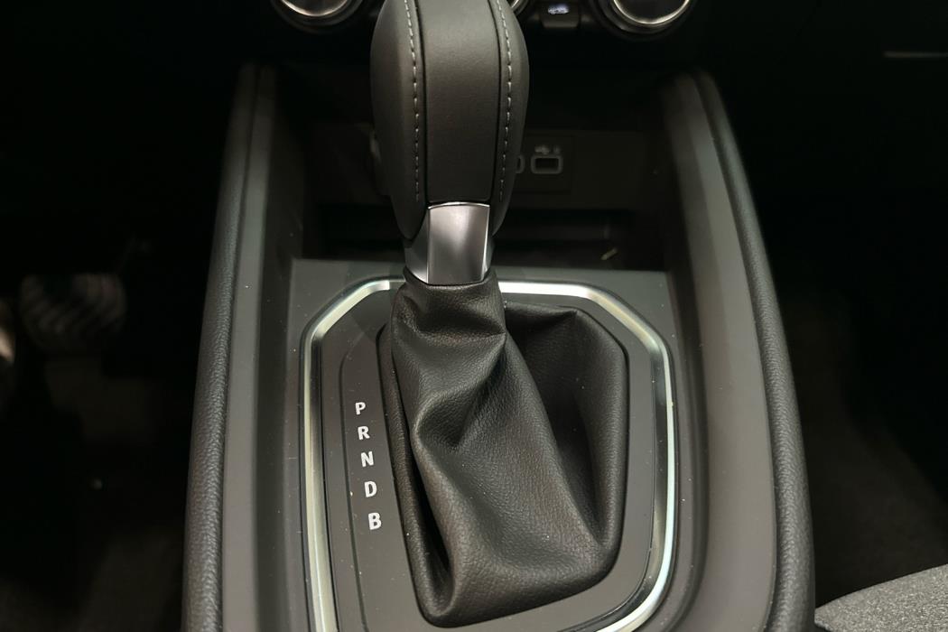 MITSUBISHI COLT 2025