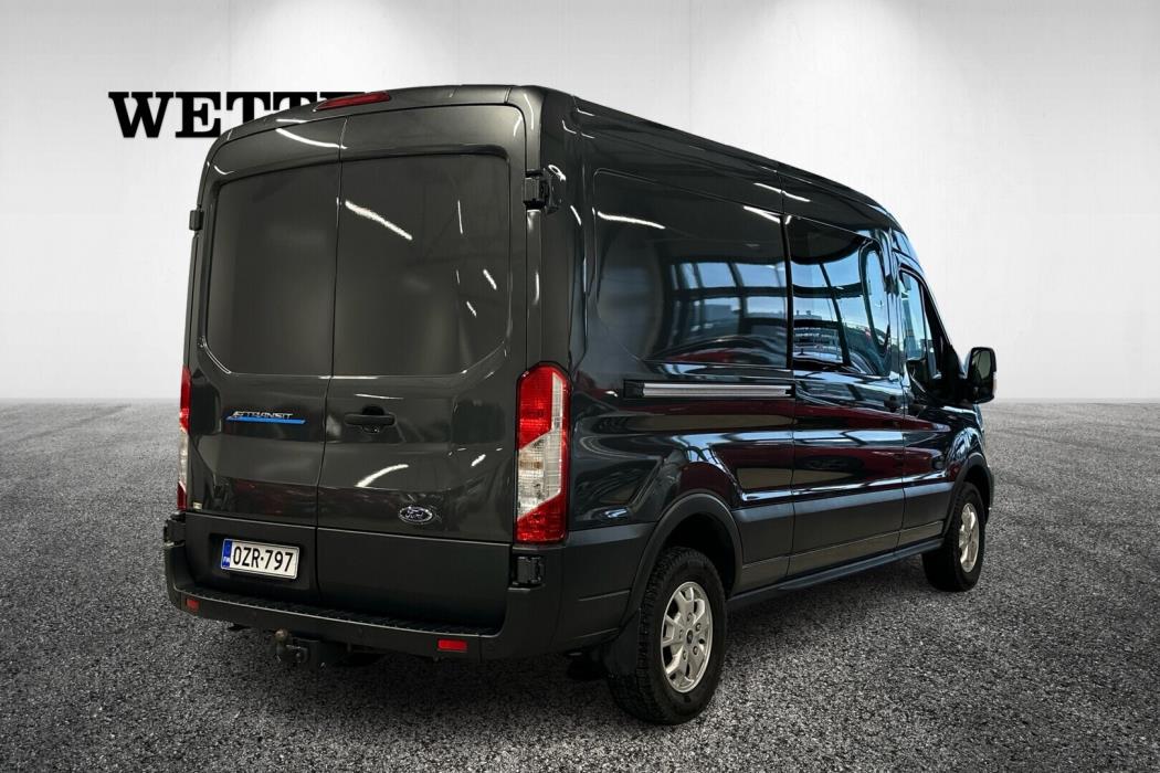 FORD Transit 2023