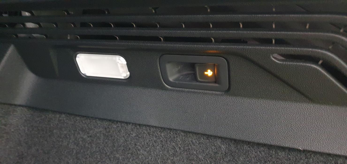 VOLKSWAGEN ID.4 2024