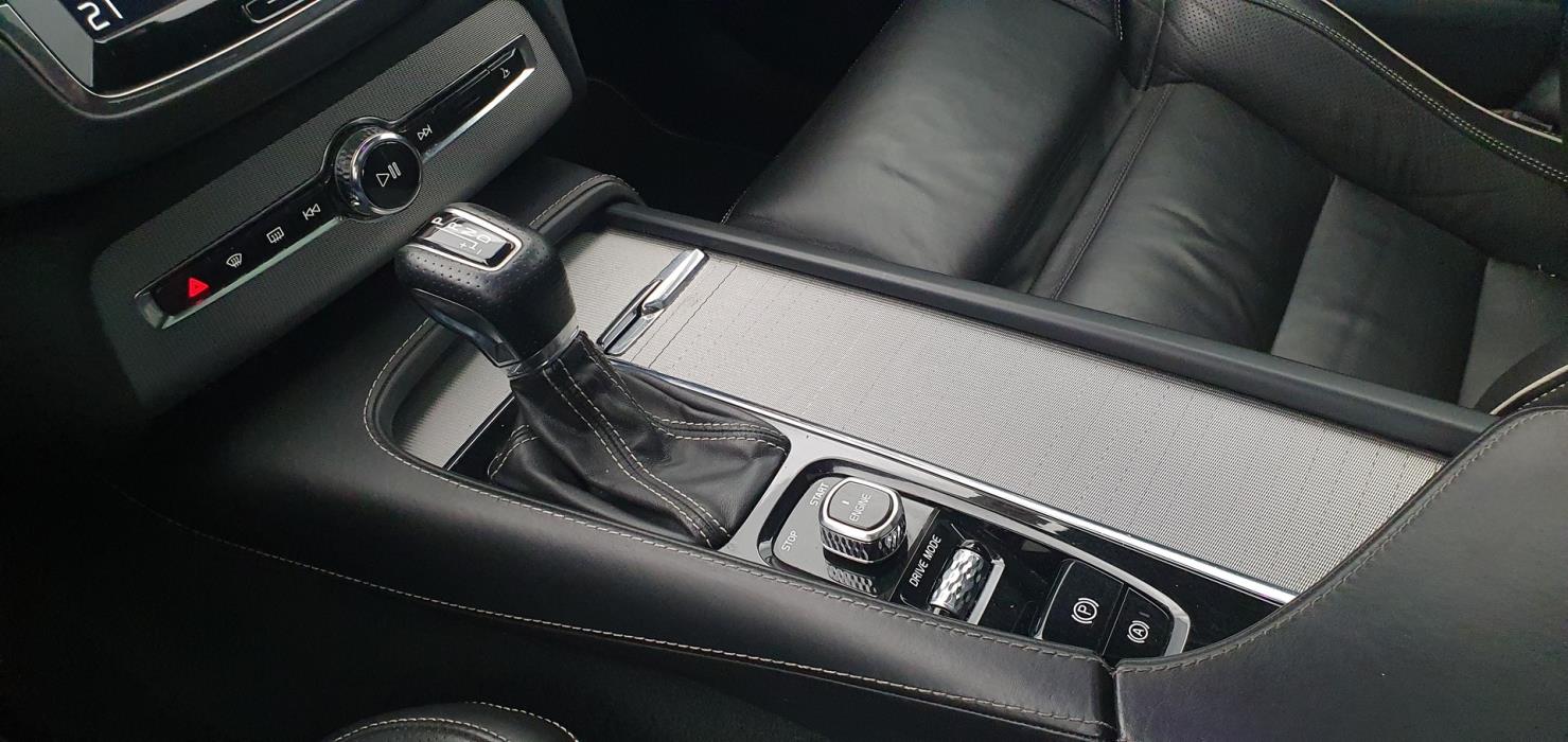 VOLVO XC90 2017