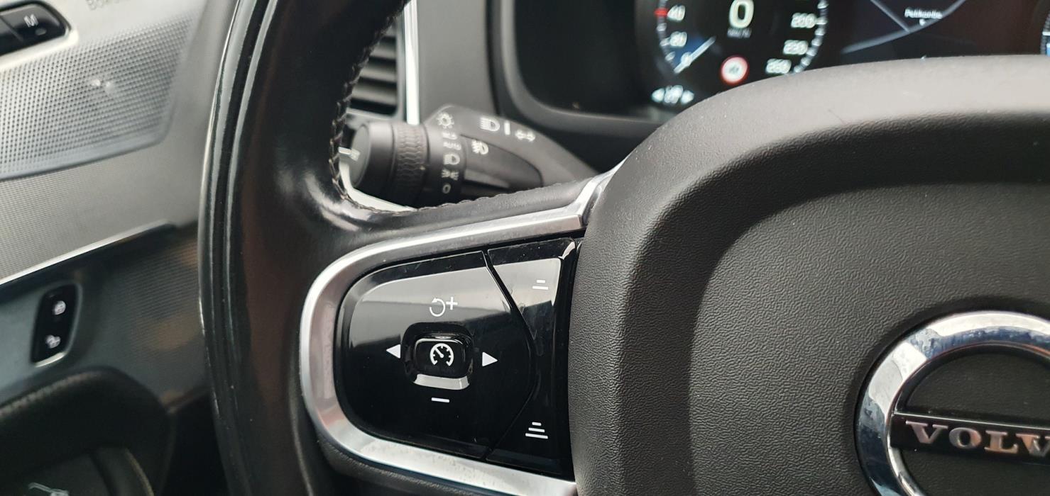 VOLVO XC90 2017