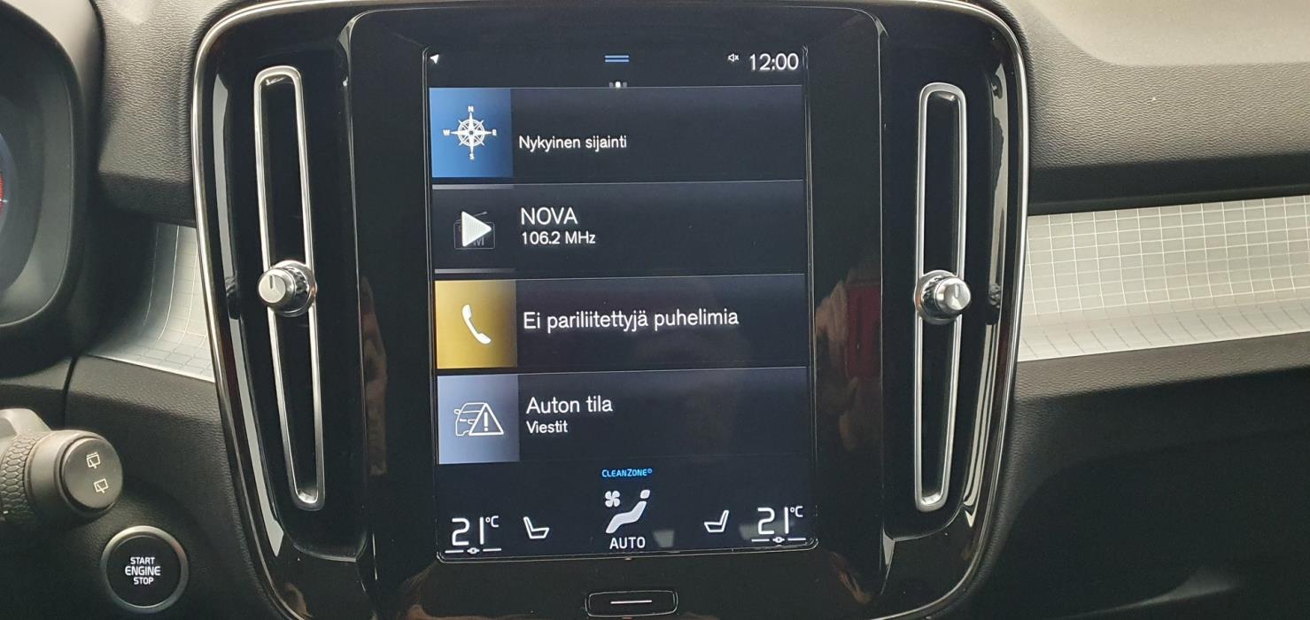 VOLVO XC40 2019