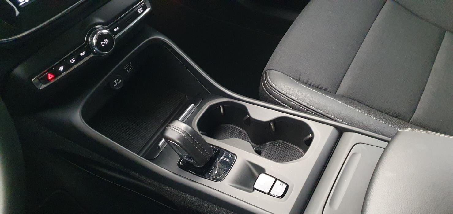 VOLVO XC40 2019