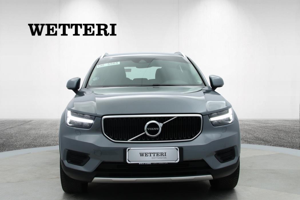 VOLVO XC40 2019