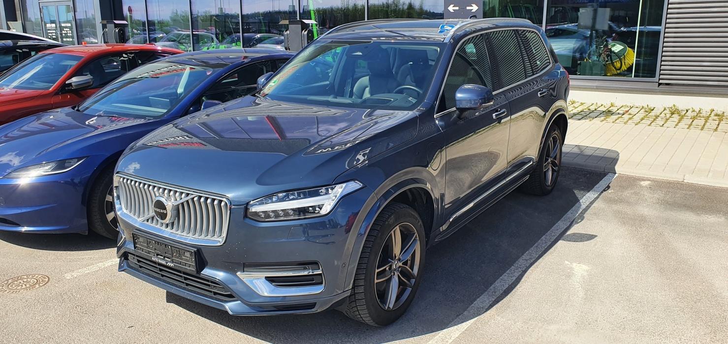 VOLVO XC90 2023
