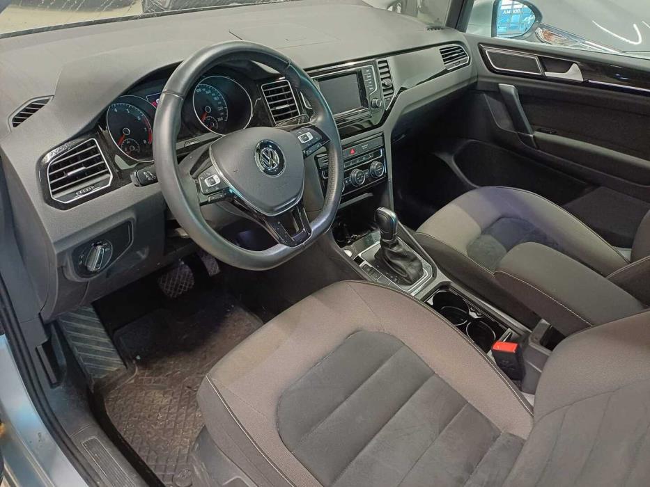 VOLKSWAGEN Golf Sportsvan 2015