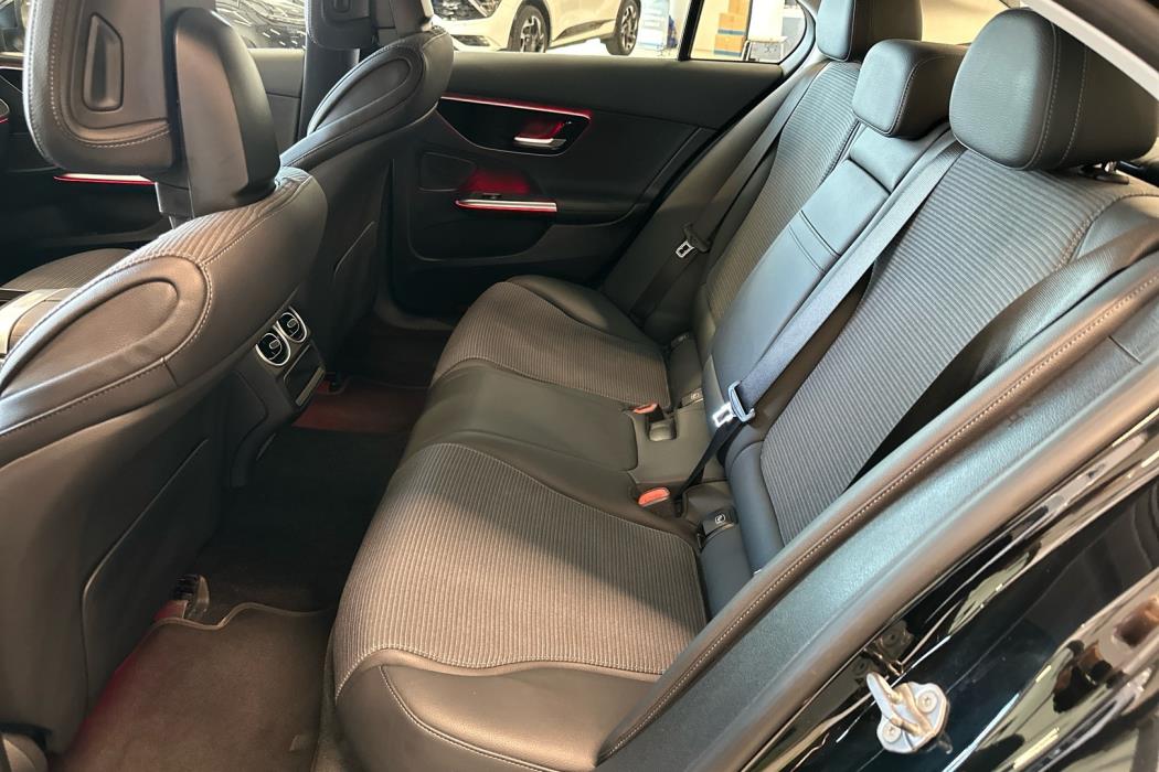 MERCEDES-BENZ C 2022