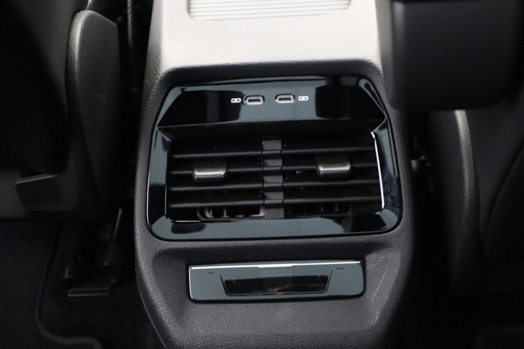 VOLKSWAGEN ID.5 2022