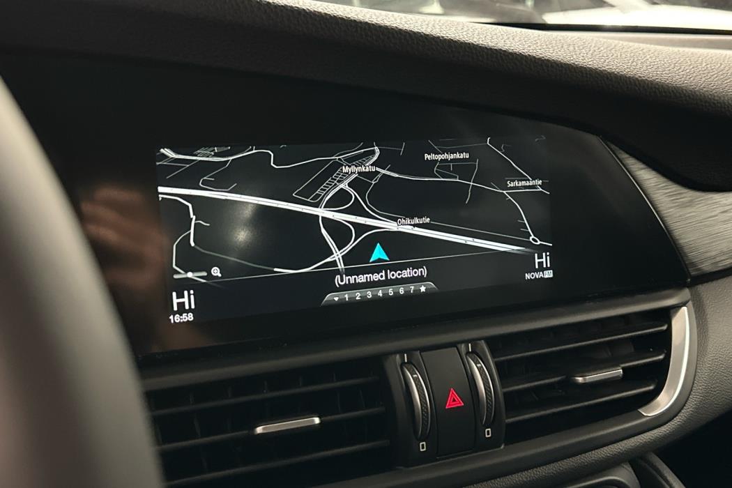 ALFA ROMEO Giulia 2016